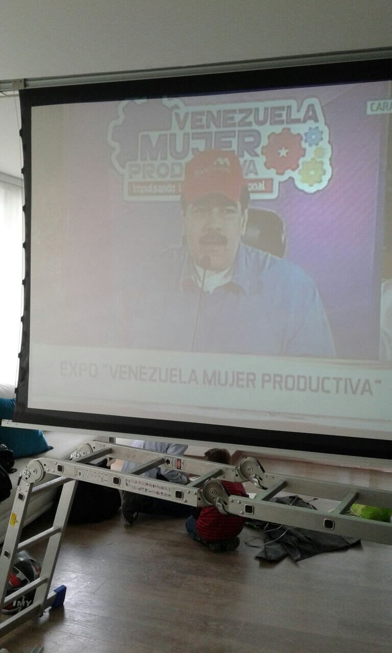 Telon de proyeccion trasera en Bogota Telon de proyeccion trasera en Bogota