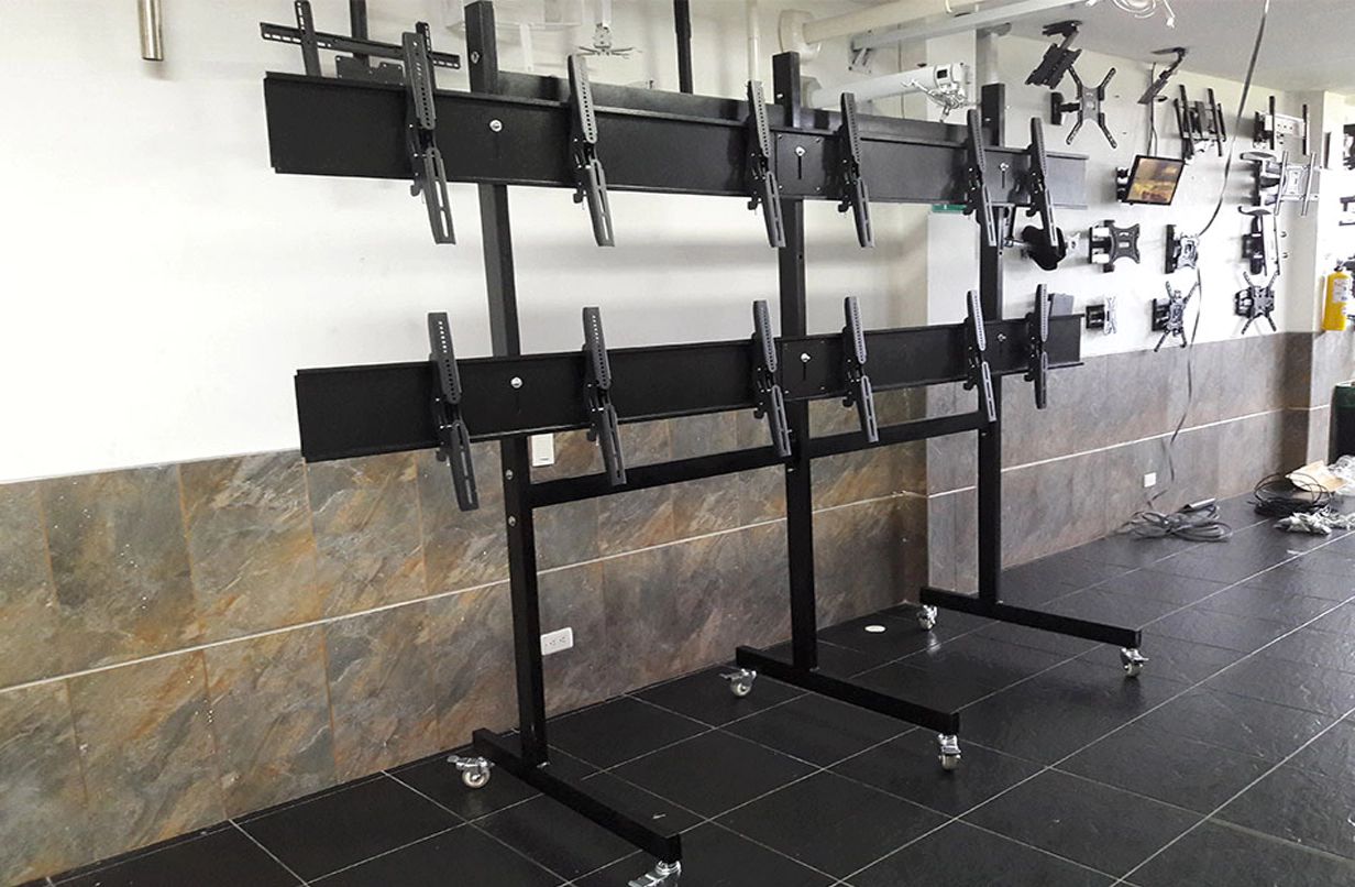 Soporte multipantallas para 6 televisores Soporte multipantallas para 6 televisores